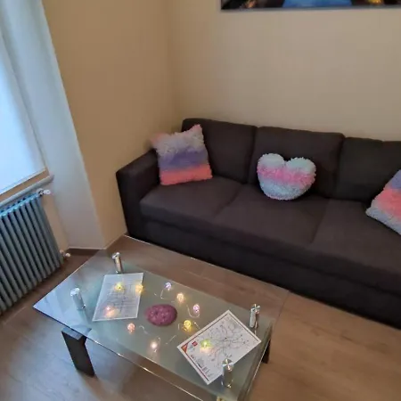 Tortona Apartmán *